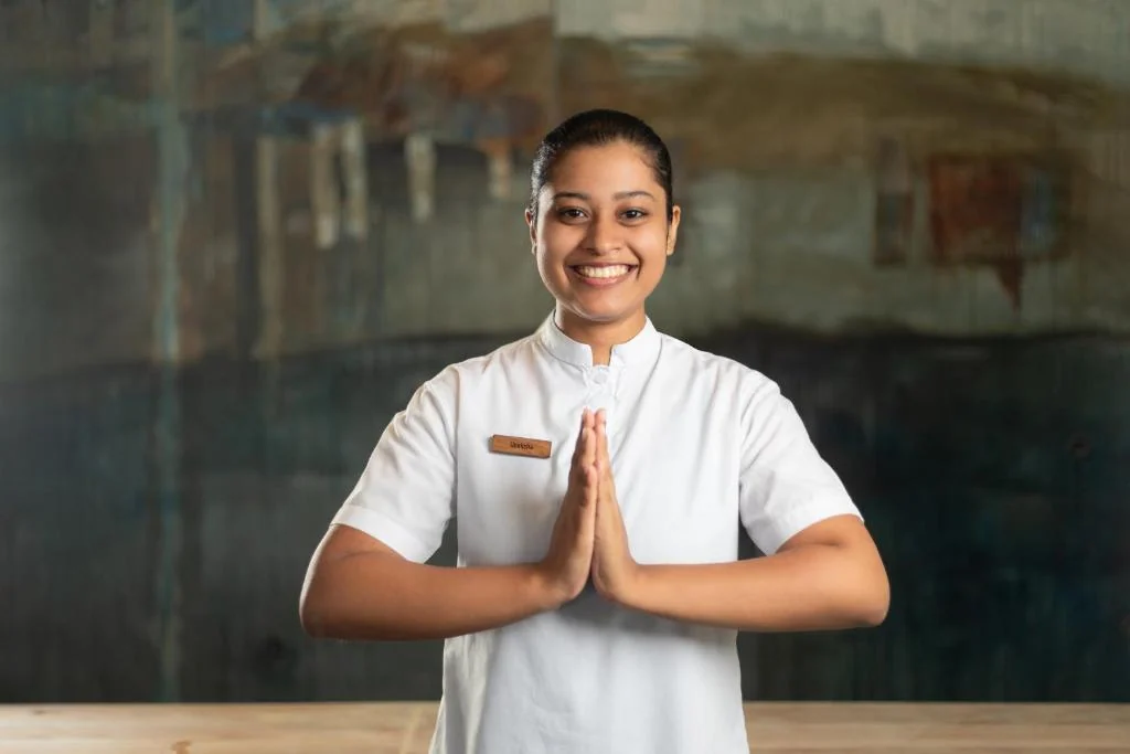 Welcome to Sri Lanka and You will relax at Jetwing Blue Negombo